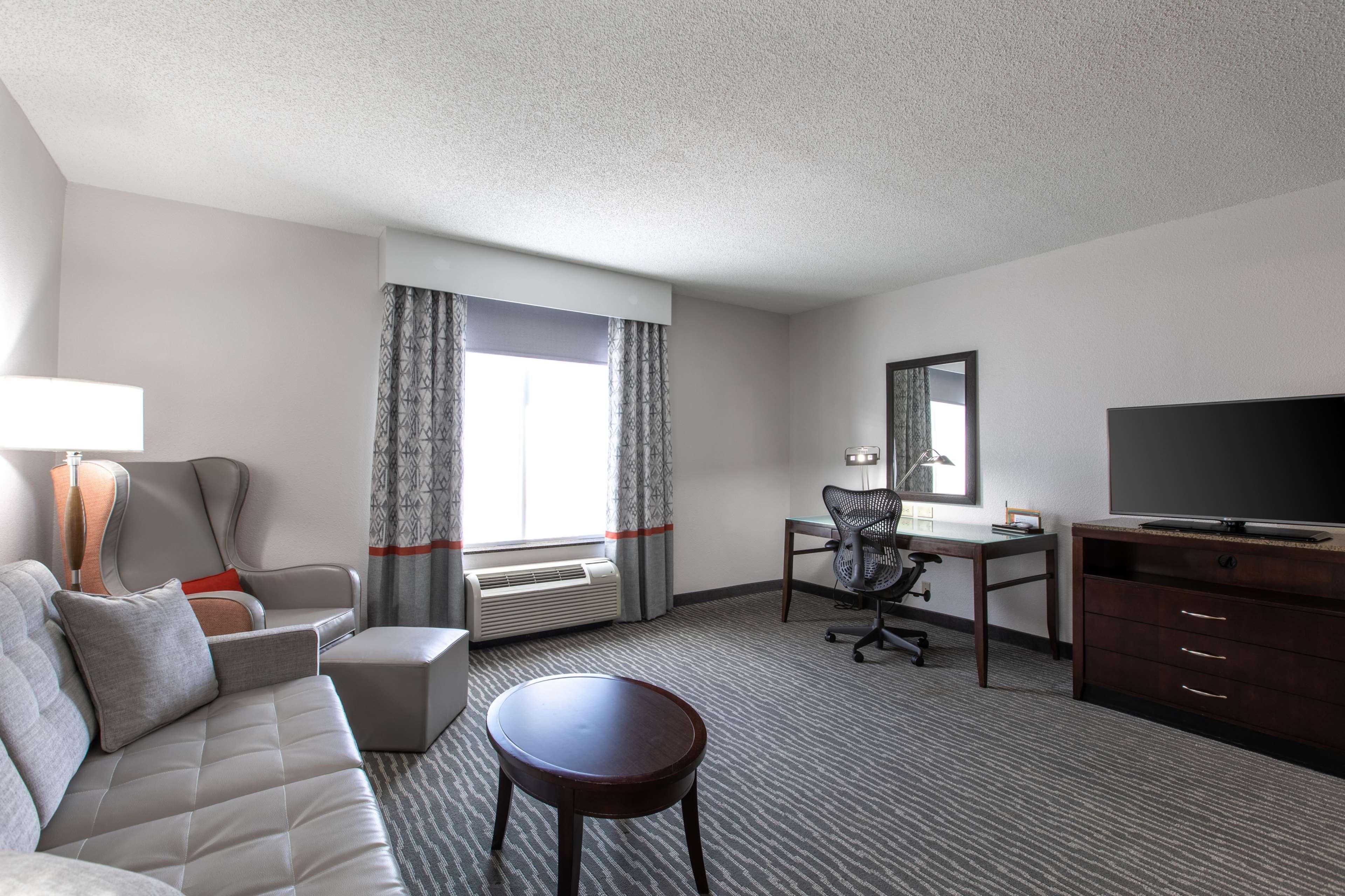 Hilton Garden Inn Lynchburg Zewnętrze zdjęcie